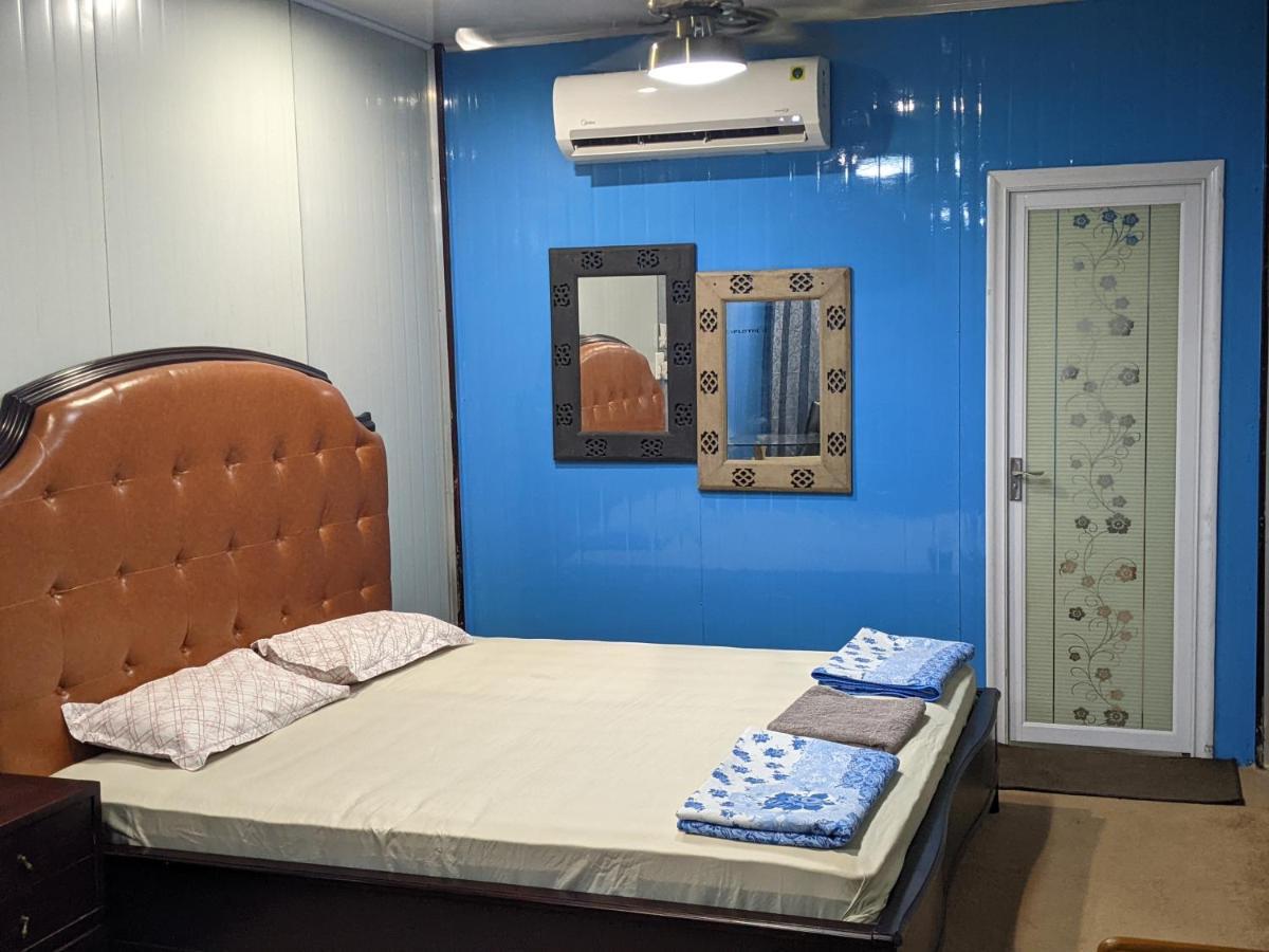 Hotel The Cube Stay New Delhi Exterior photo